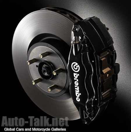 Subaru Legacy STi package introduced in Japan