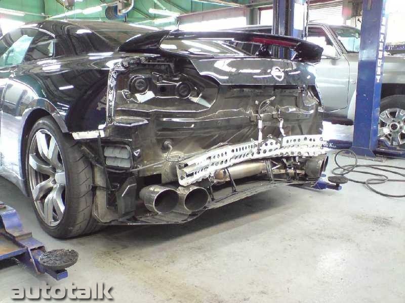 Top Gear wrecks Nissan GT-R