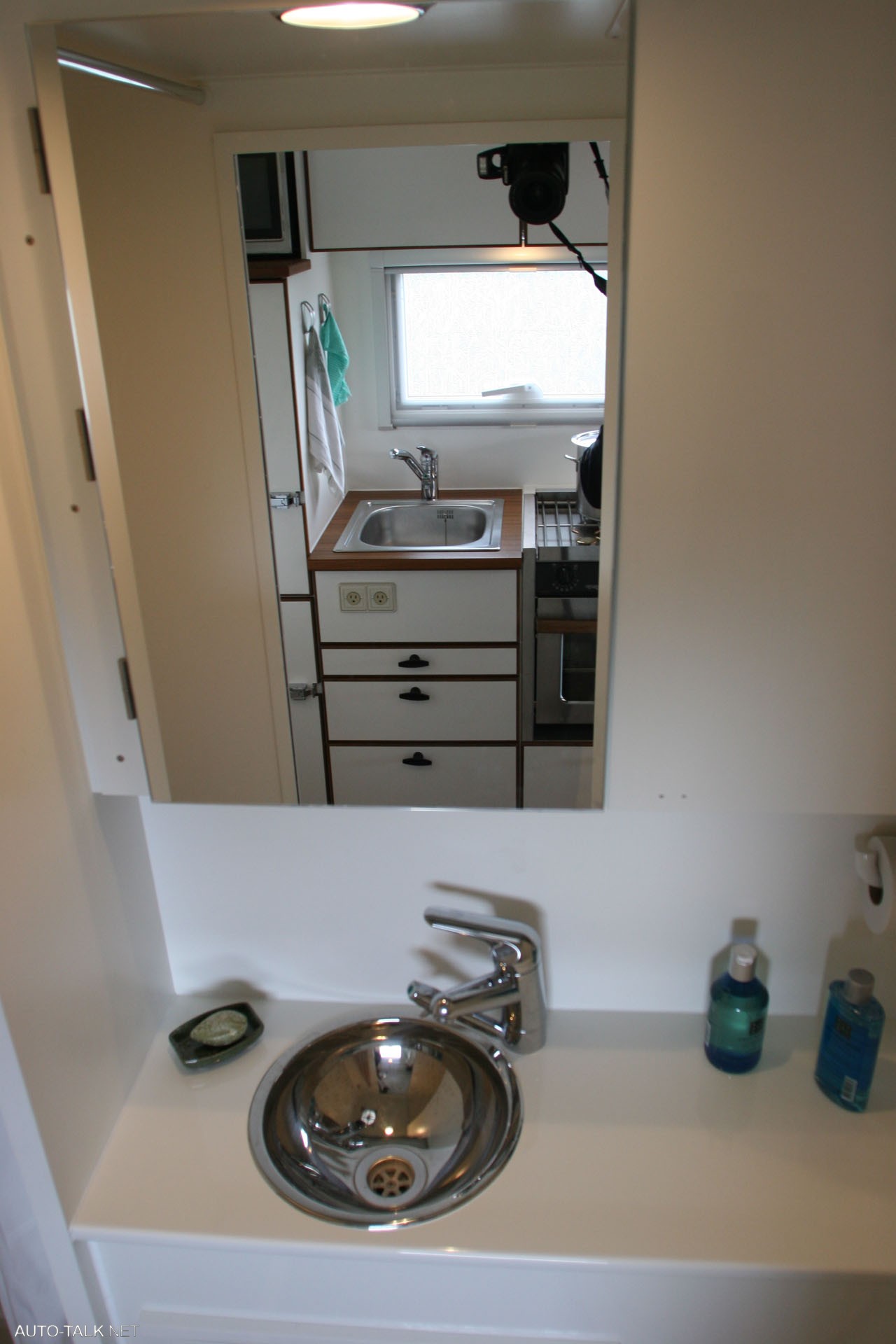 Unicat Amerigo International 4x4 RV