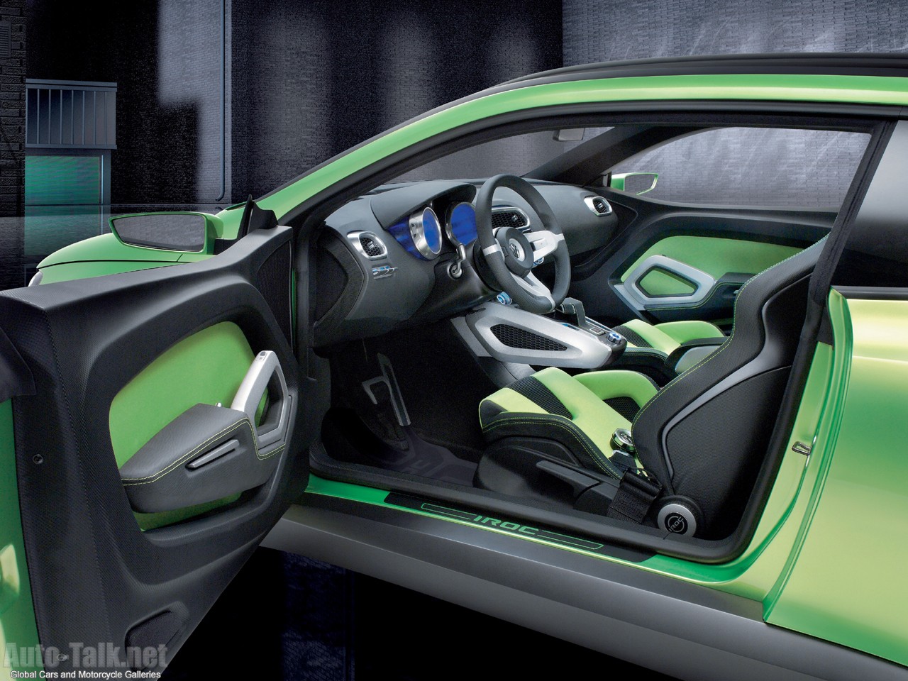 Volkswagen reveals 2007 IROC sports car concept