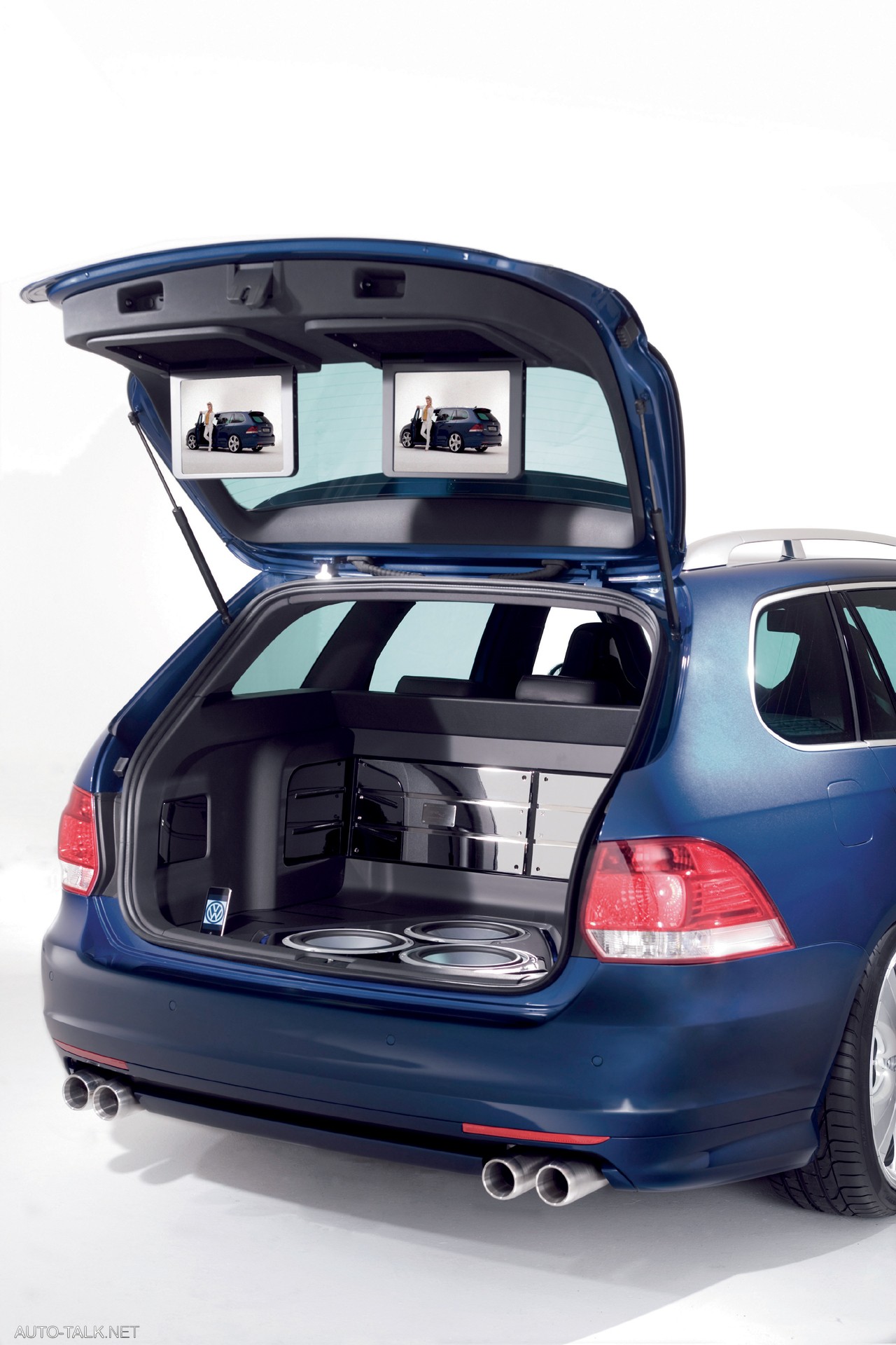 VW Golf Variant RaVe 270 Concept