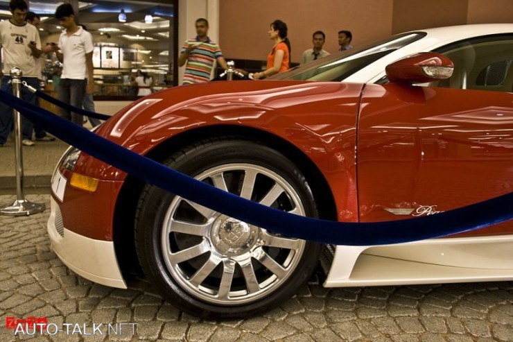 Wales Bugatti Veyron