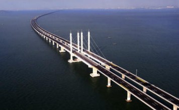 Video: World’s Longest Bridge Opens in China