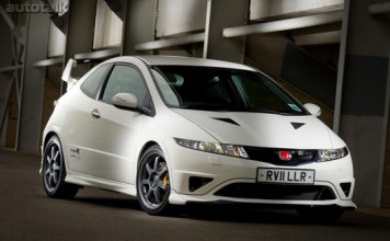 Next Honda Civic Type R To Boast 300 HP?