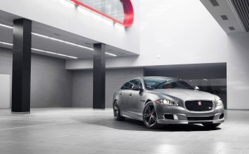 Jaguar XJR to Make Global Debut at New York Show