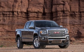 GM reshuffles engineering group