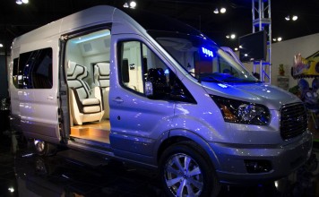 FordSkylinerTransitConceptexterior