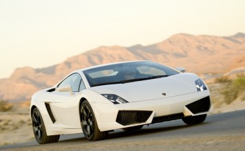 Gotham Cars offers to put you in a Ferrari or Lamborghini for $125