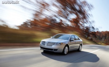 NHTSA Investigates 938,000 Ford Cars 2010 Lincoln MKZ