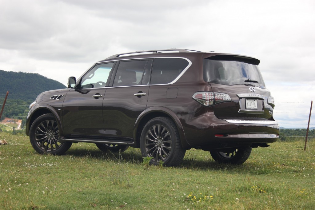 2015 Infiniti QX80 (9)