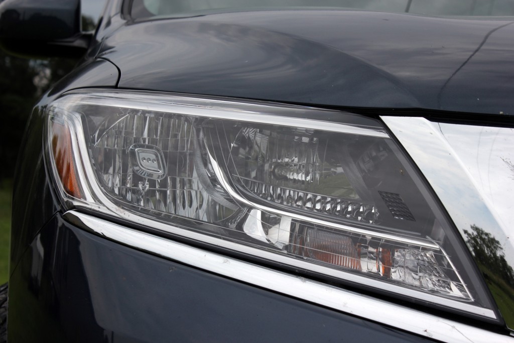 2015 Nissan Pathfinder (15)