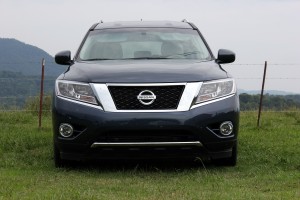 2015 Nissan Pathfinder (23)