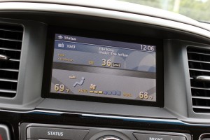 2015 Nissan Pathfinder (33)