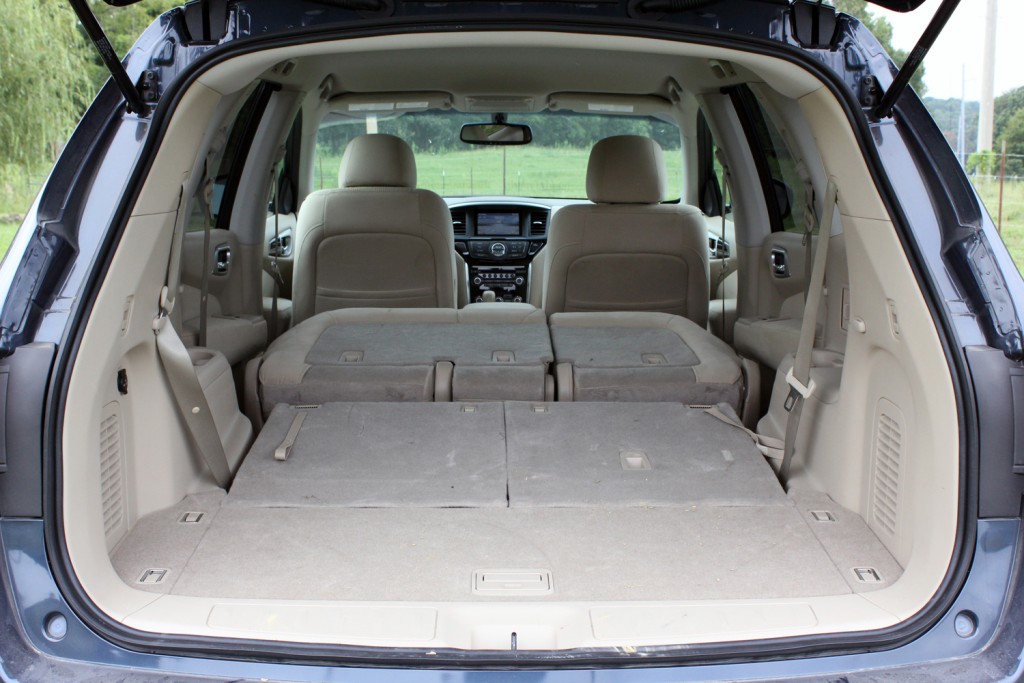 2015 Nissan Pathfinder (44)