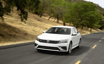 Volkswagen Details New 2016 Passat