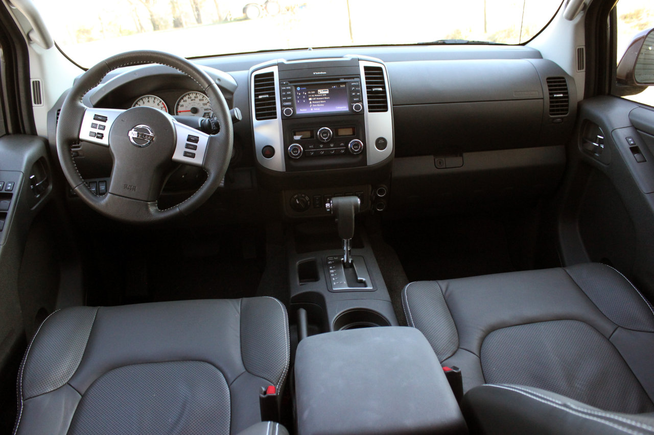 2016 Nissan Frontier Pro 4x review (15)